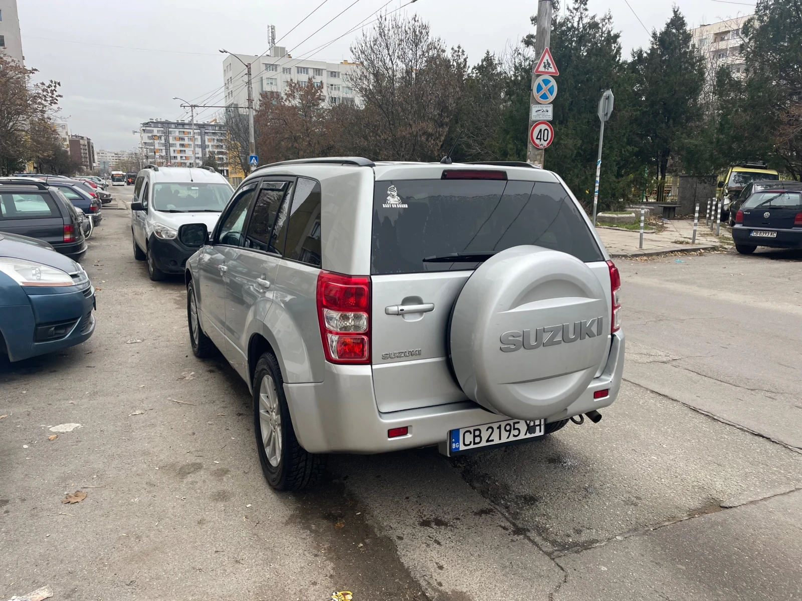 Suzuki Grand vitara 1.9, снимка 4 - Автомобили и джипове - 54862302