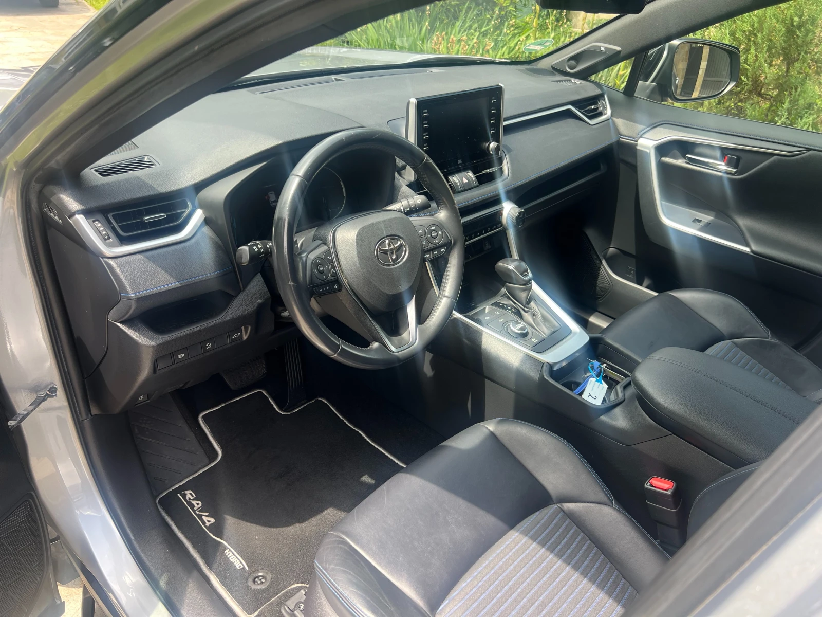 Toyota Rav4 2.5 HYBRID AWD, снимка 6 - Автомобили и джипове - 54869751