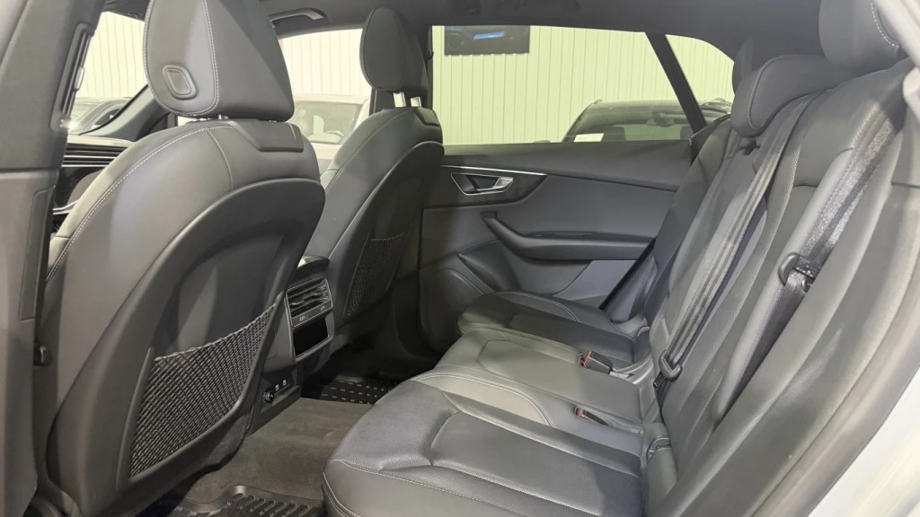 Audi Q8 Progressiv, снимка 14 - Автомобили и джипове - 54959709