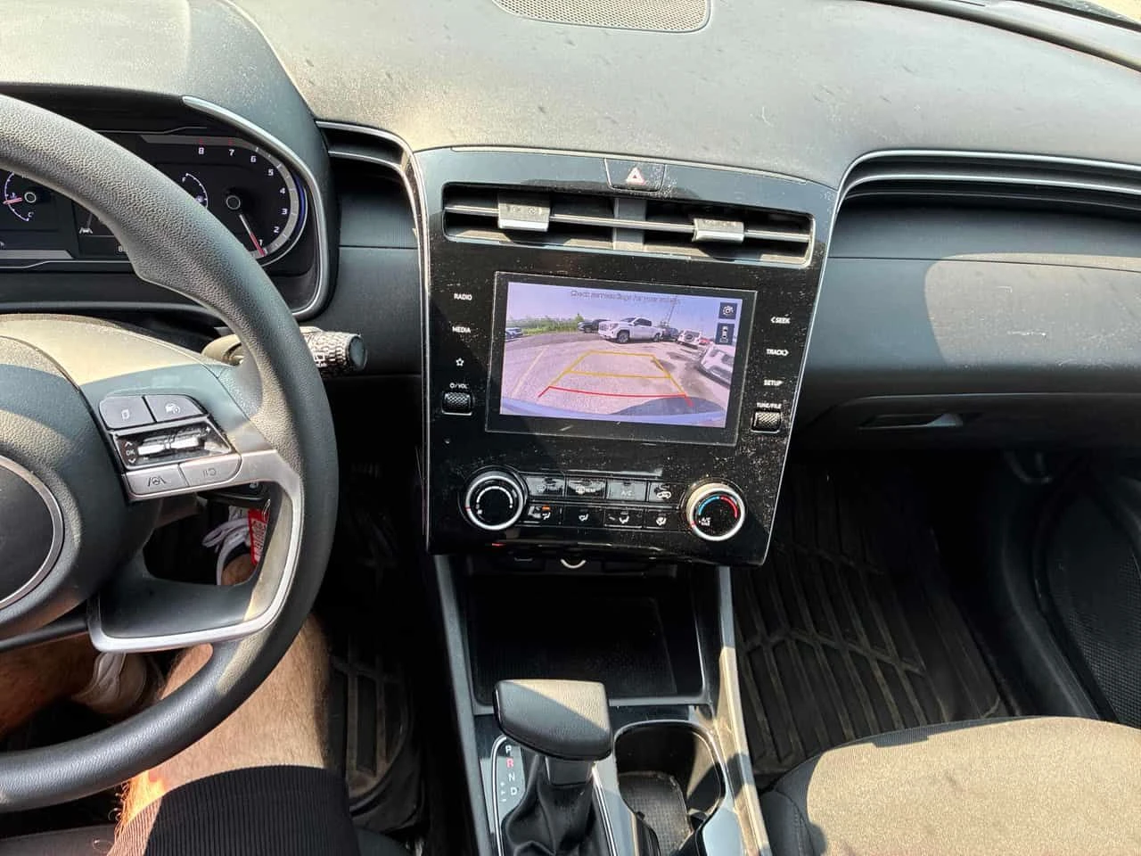 Hyundai Tucson * Essential * CARFAX * ПОДГРЕВИ * KEYLESS * , снимка 9 - Автомобили и джипове - 55260350