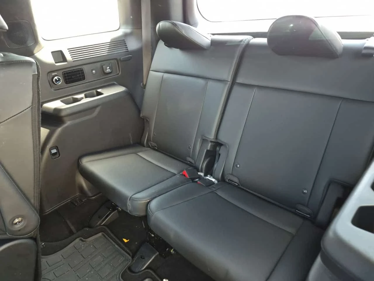 Hyundai Santa fe ULTIMATE Calligraphy * Един собственик * От Hyunda, снимка 13 - Автомобили и джипове - 55538611