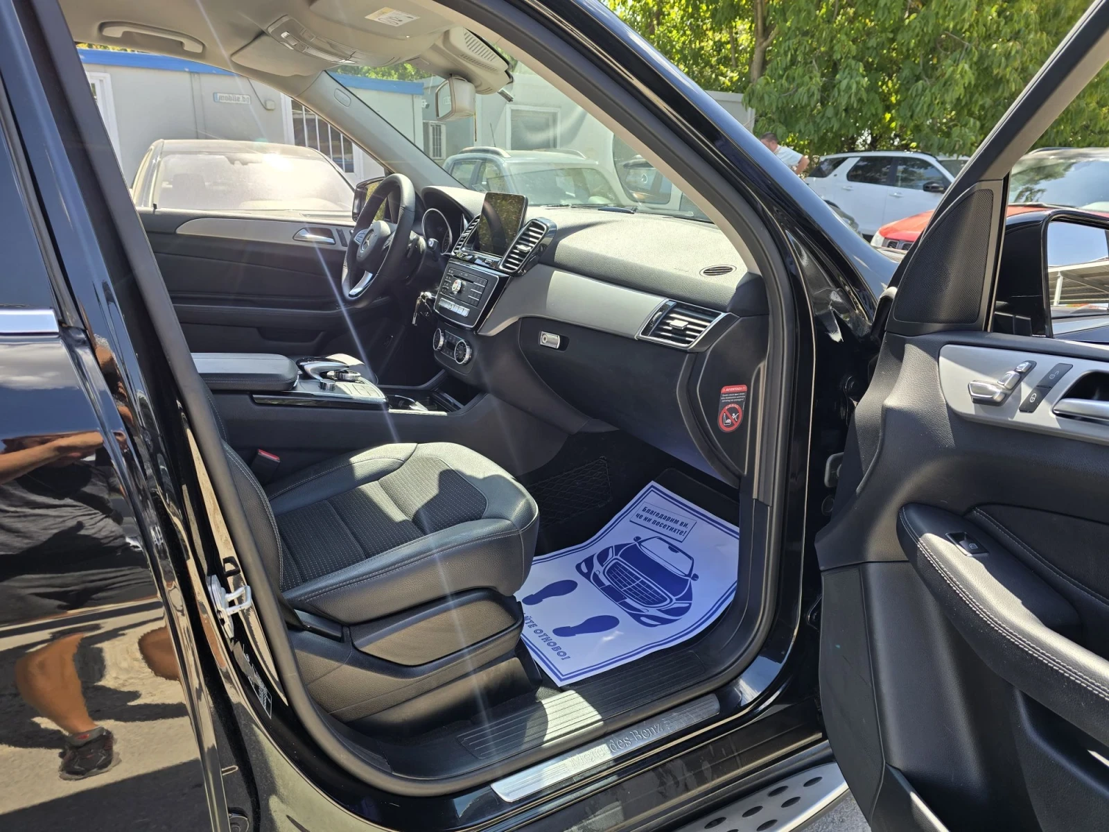 Mercedes-Benz GLE 250 D 204к.с 4MATIC Premium AMG, снимка 13 - Автомобили и джипове - 55952495