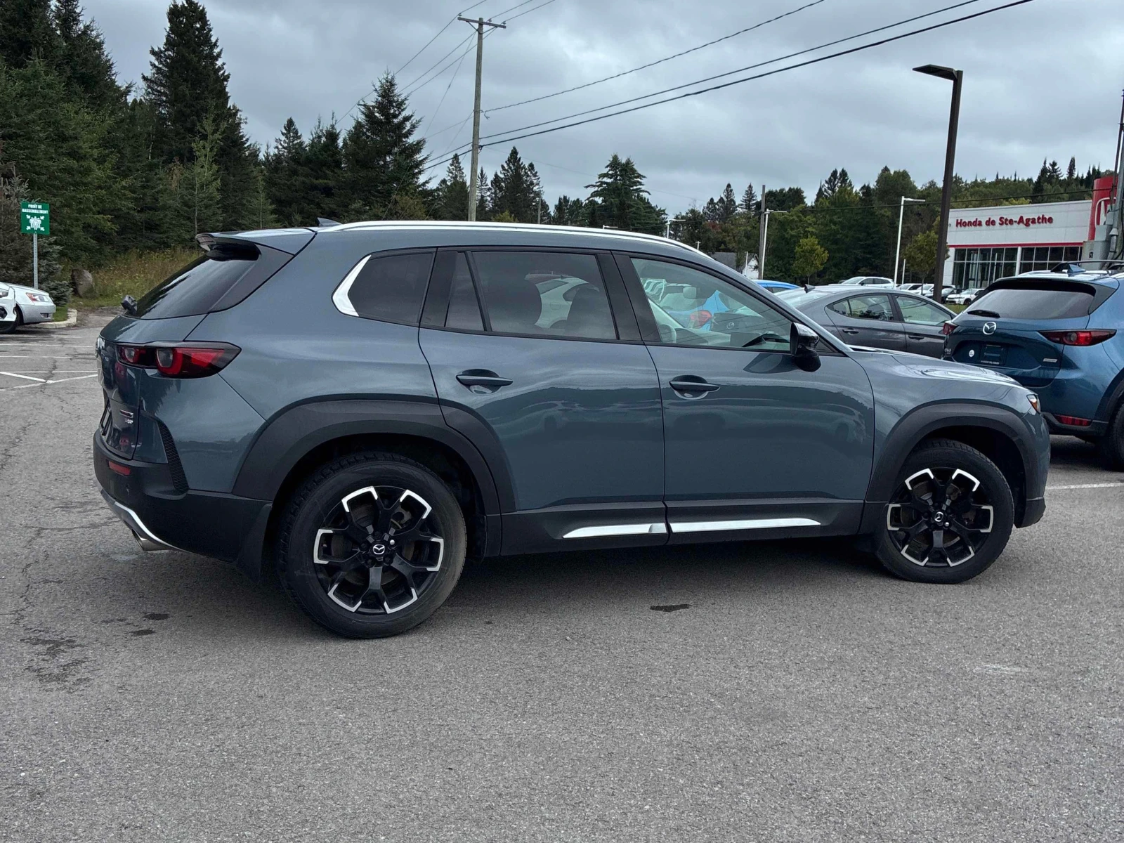 Mazda CX-50 * AWD * ОБДУХВАНЕ* 360* DISTRONIC* , снимка 3 - Автомобили и джипове - 56042858