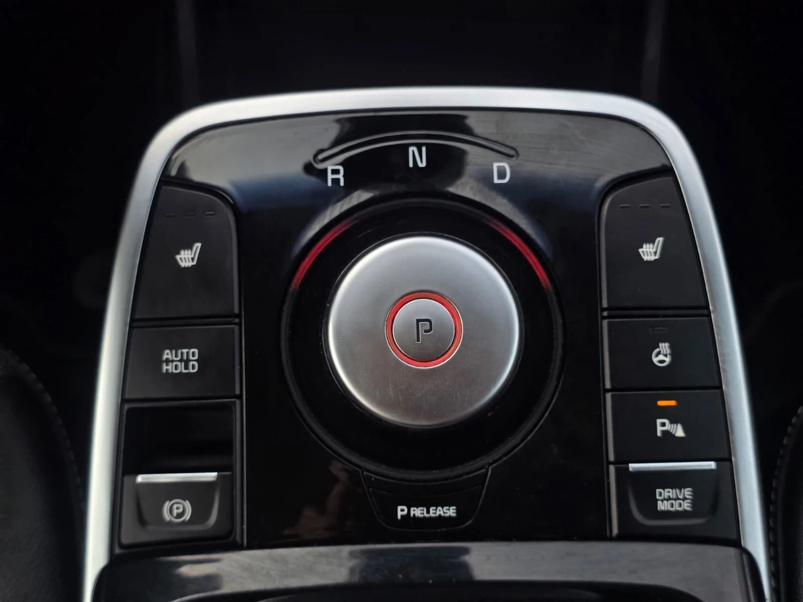 Kia Niro, снимка 13 - Автомобили и джипове - 56455485