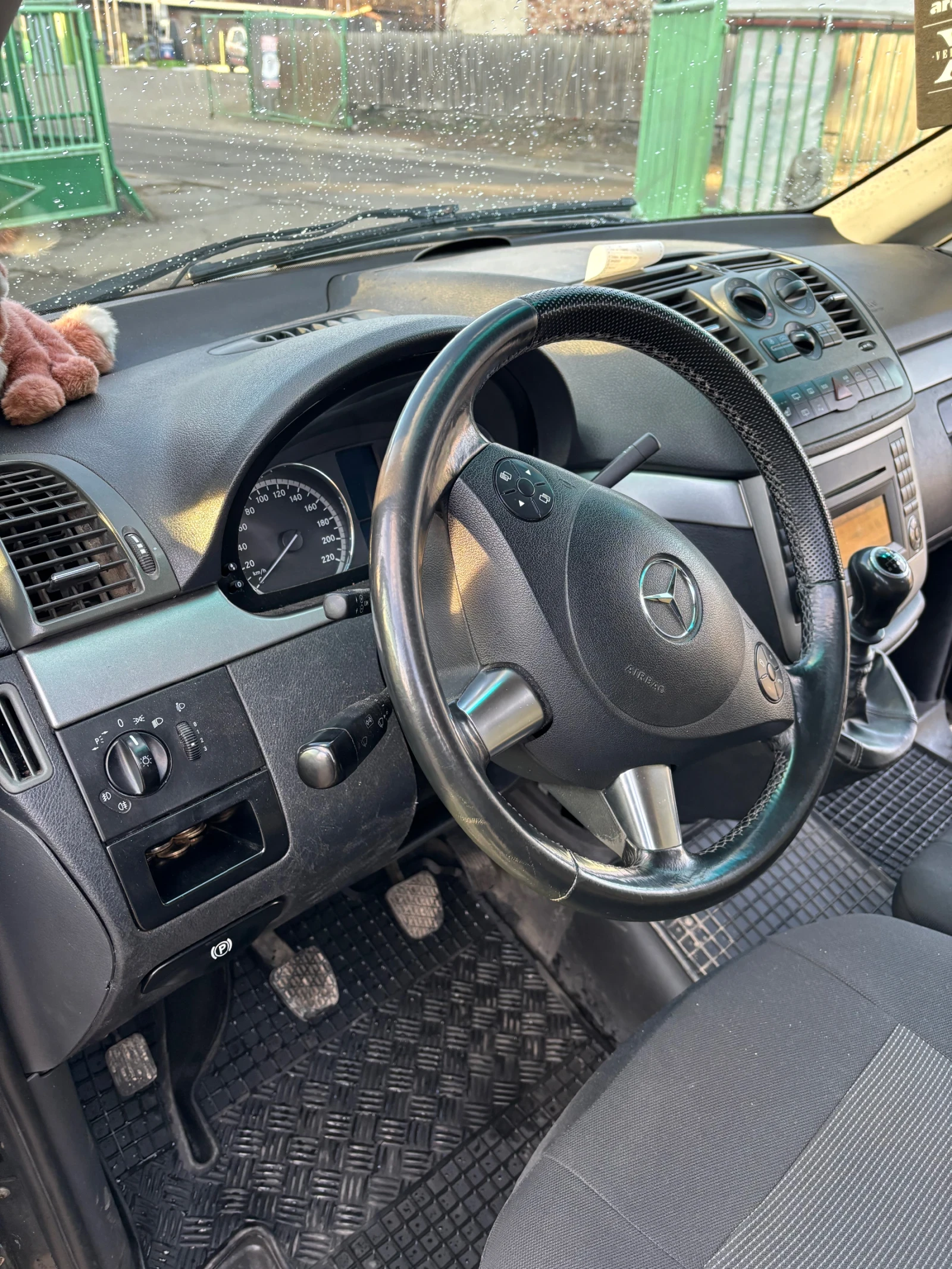 Mercedes-Benz Vito 2.2 163кс , снимка 11 - Бусове и автобуси - 54776202