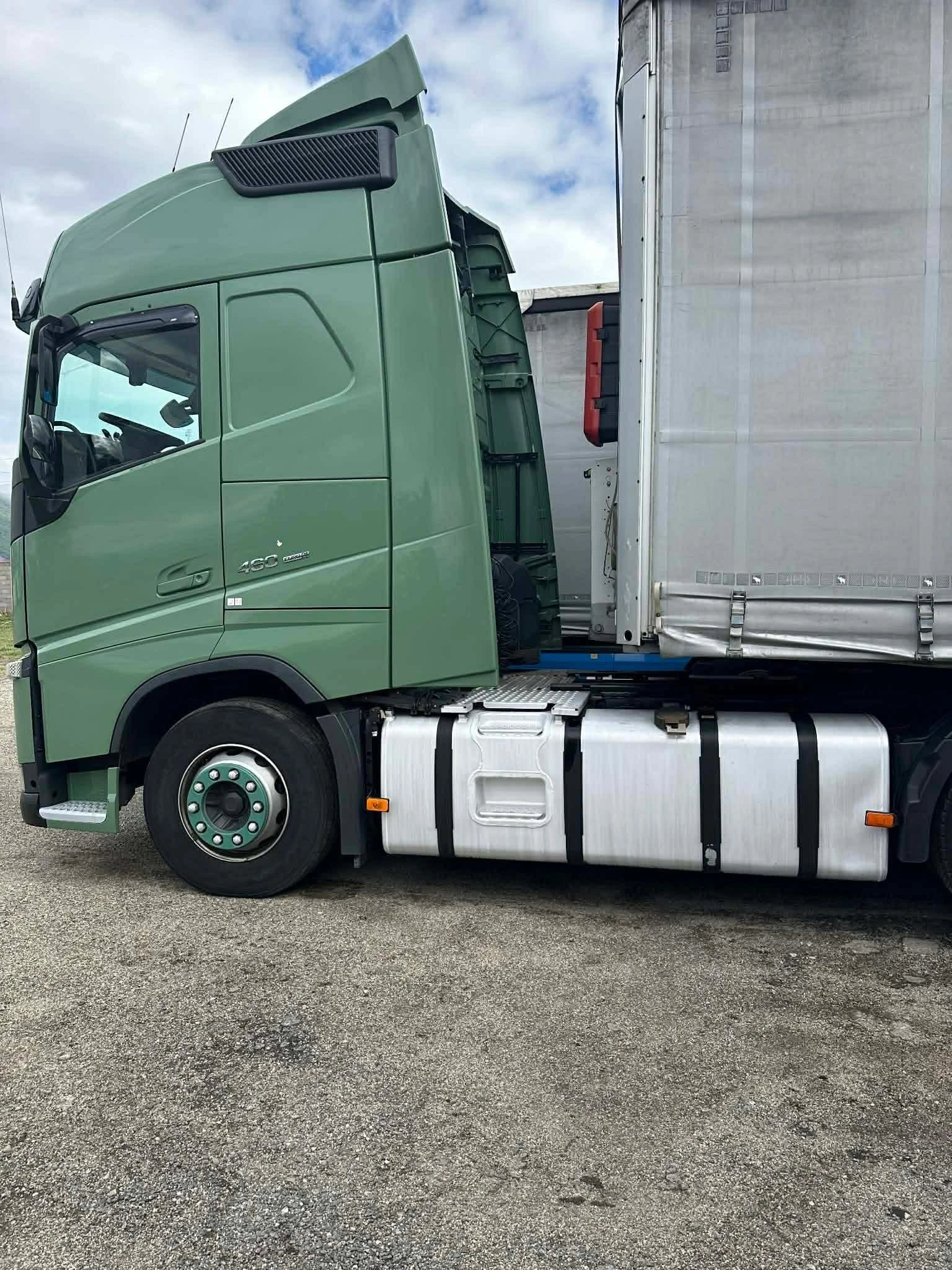 Volvo Fh, снимка 3 - Камиони - 54025333