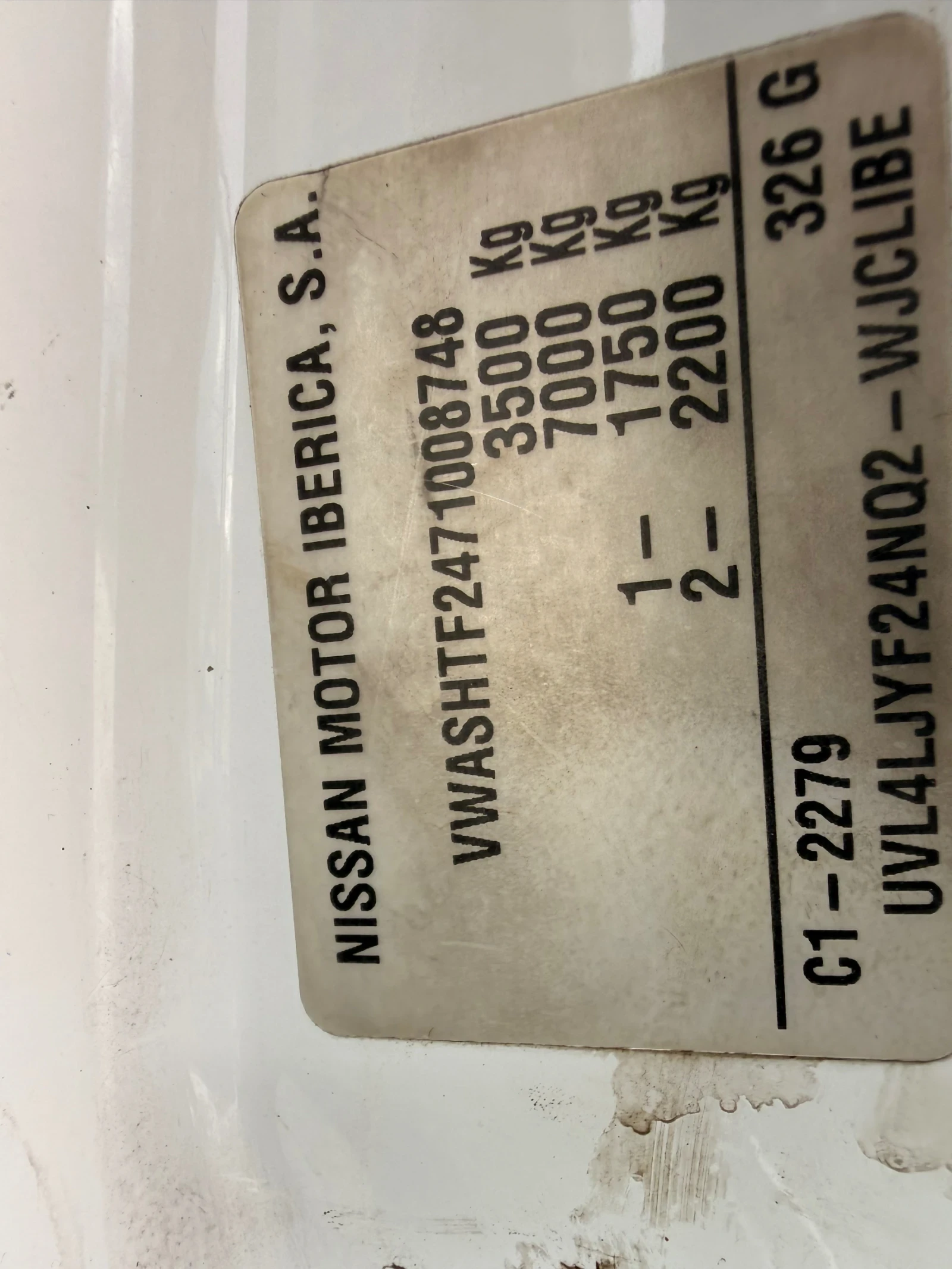 Nissan Kabstar 3500 кг Тристранен самосвал, снимка 15 - Камиони - 54883187