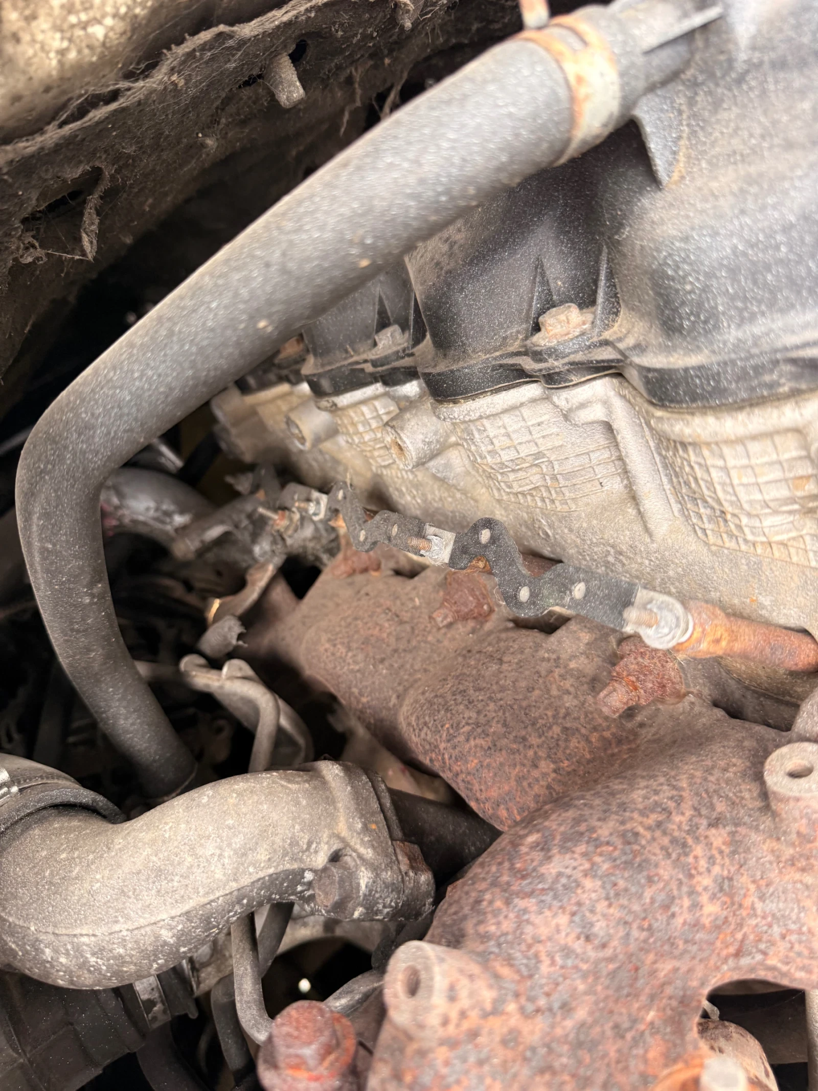 Nissan Kabstar 3500 кг Тристранен самосвал, снимка 8 - Камиони - 54883187