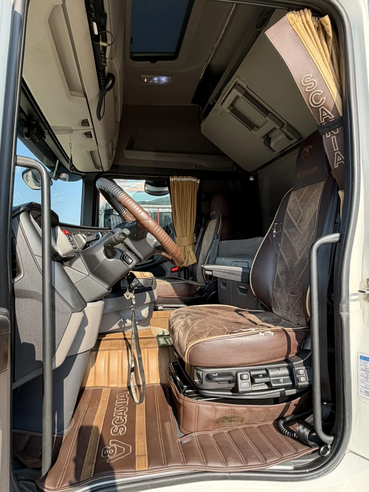 Scania R 520, снимка 9 - Камиони - 55626731
