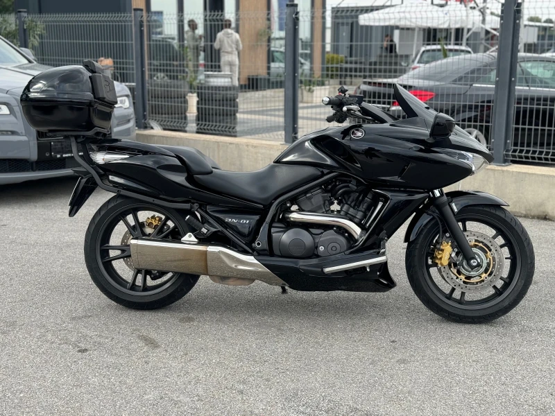 Honda DN 700i, снимка 2 - Мотоциклети и мототехника - 51879356
