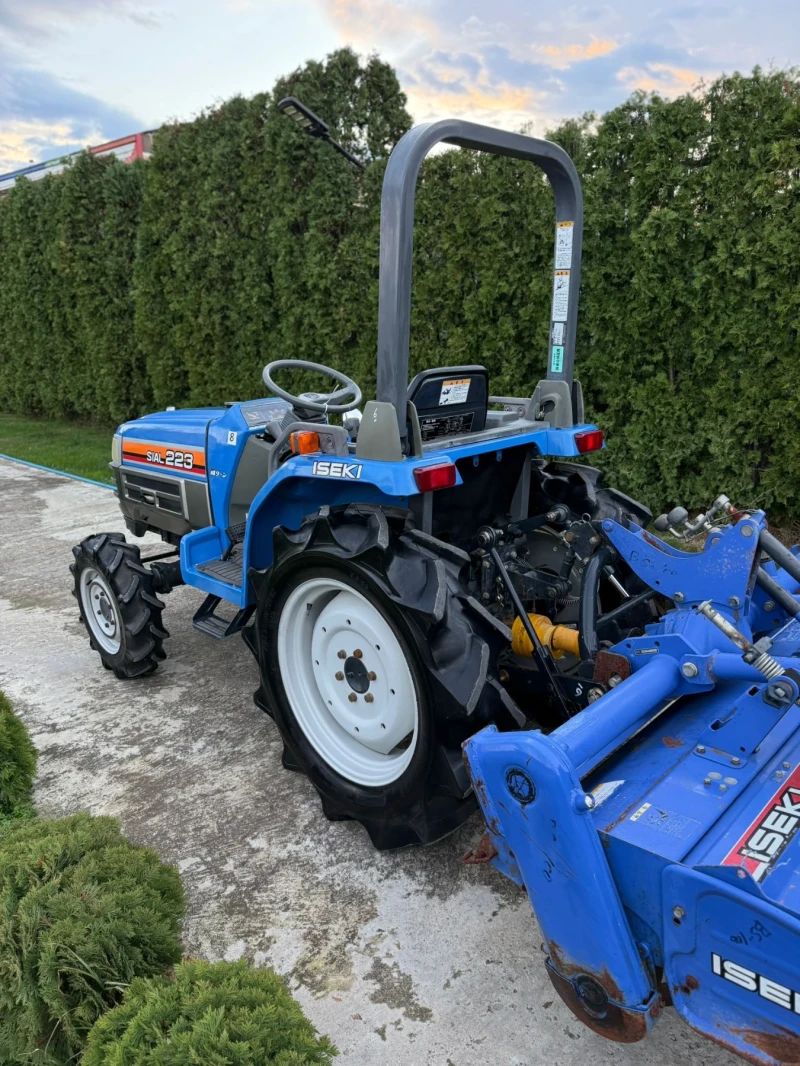 Трактор ISEKI SIAL 223, снимка 2 - Селскостопанска техника - 52490751