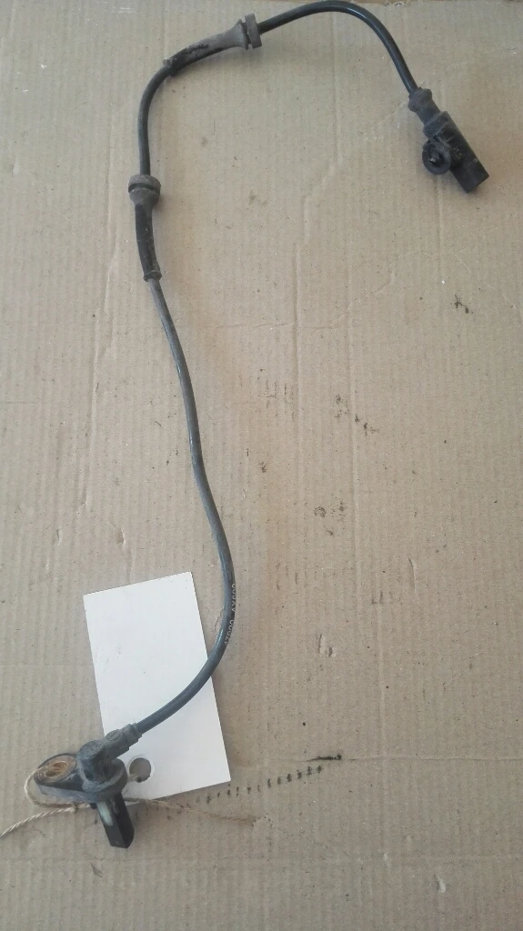 Абс датчик заден десен Нисан Микра 1.2Б