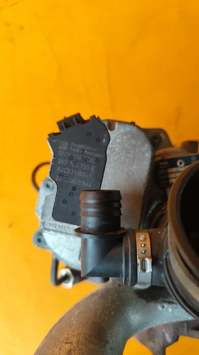 Турбо 059145715F VW Phaeton 3D Touareg Audi A4 B7 B8 A6 C6 A8 3.0 TDI, снимка 2 - Части - 54341590