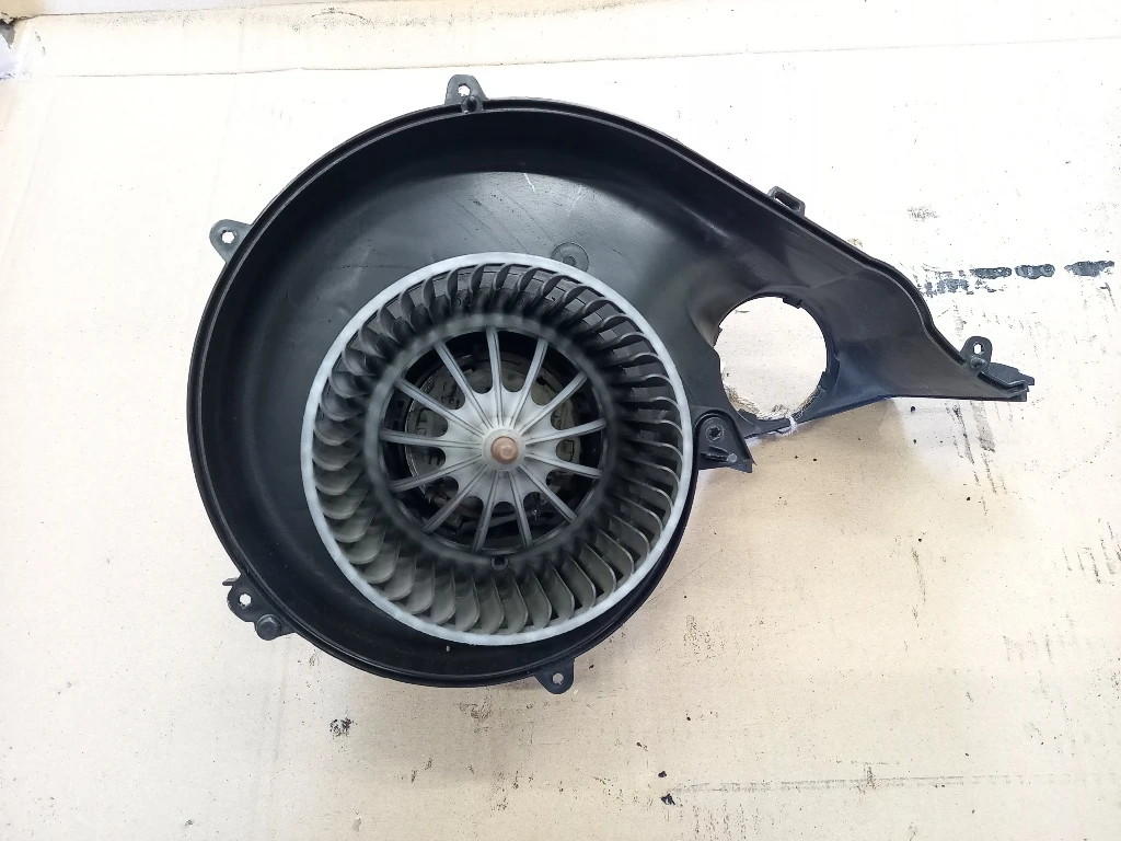 ���������� ����� ����� ��60 2.4�  | Mobile.bg � ����������� 1