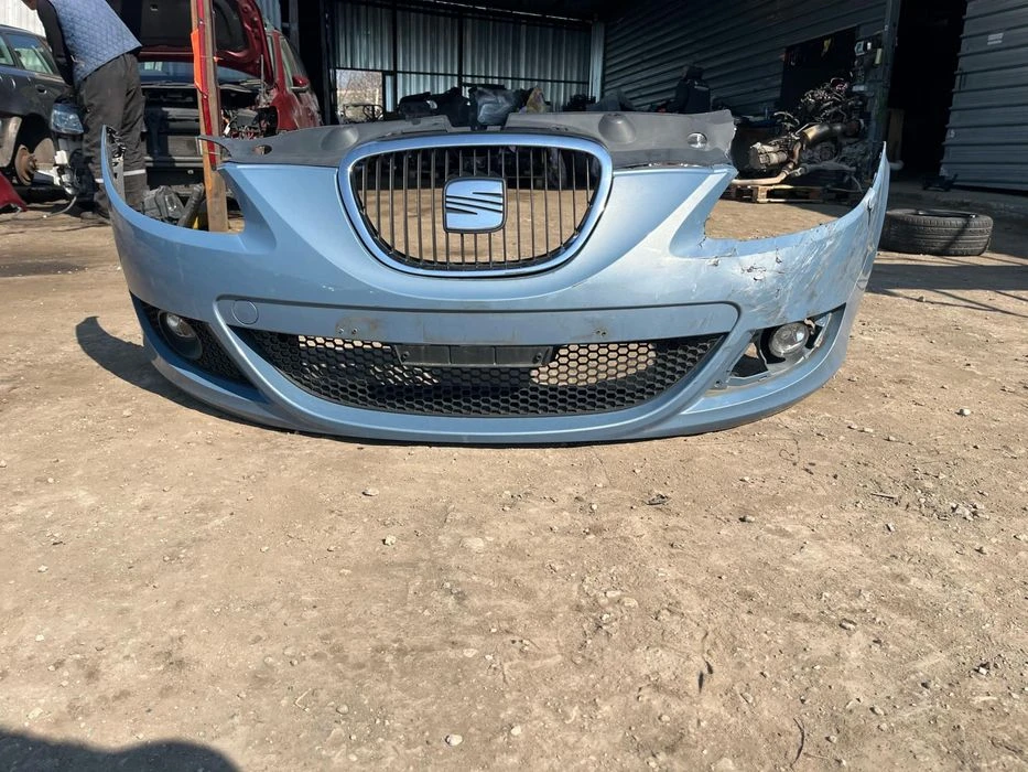 Предна броня Seat Leon 2008g с забележки може и на части 1P1807221