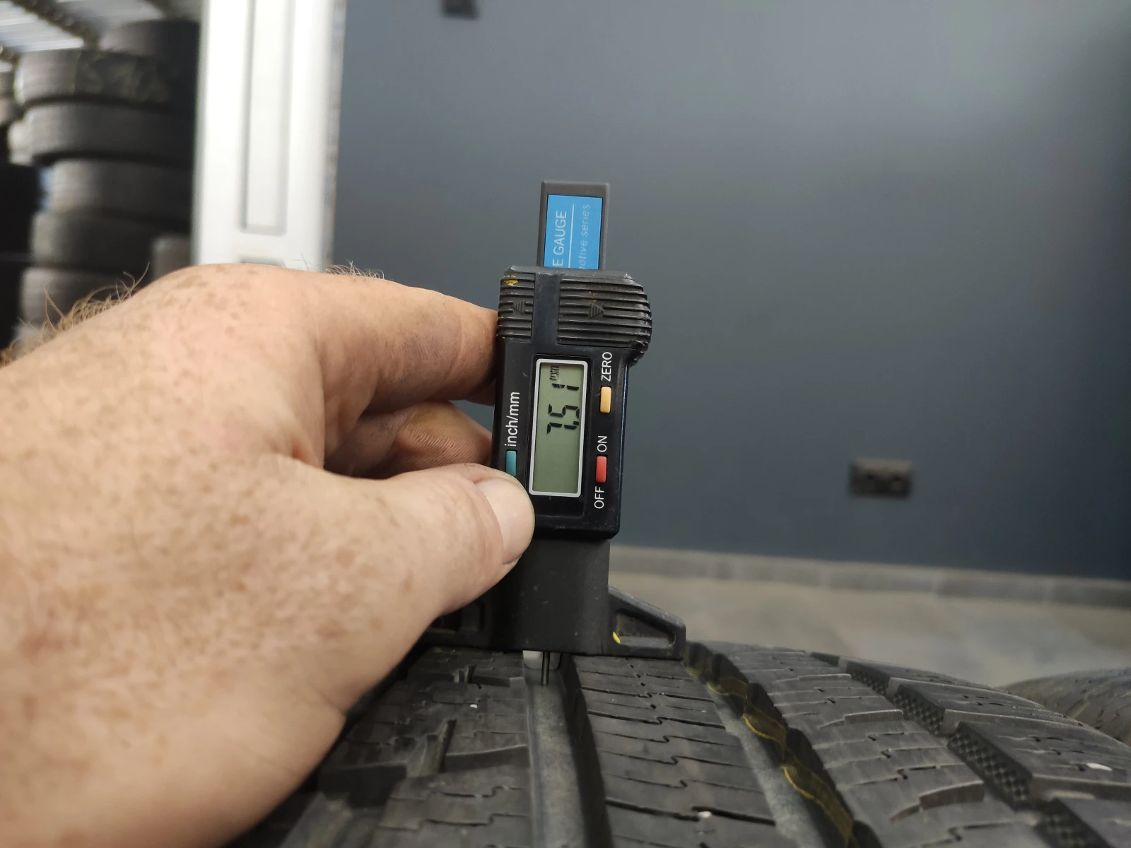  235/45R18 | Mobile.bg   4