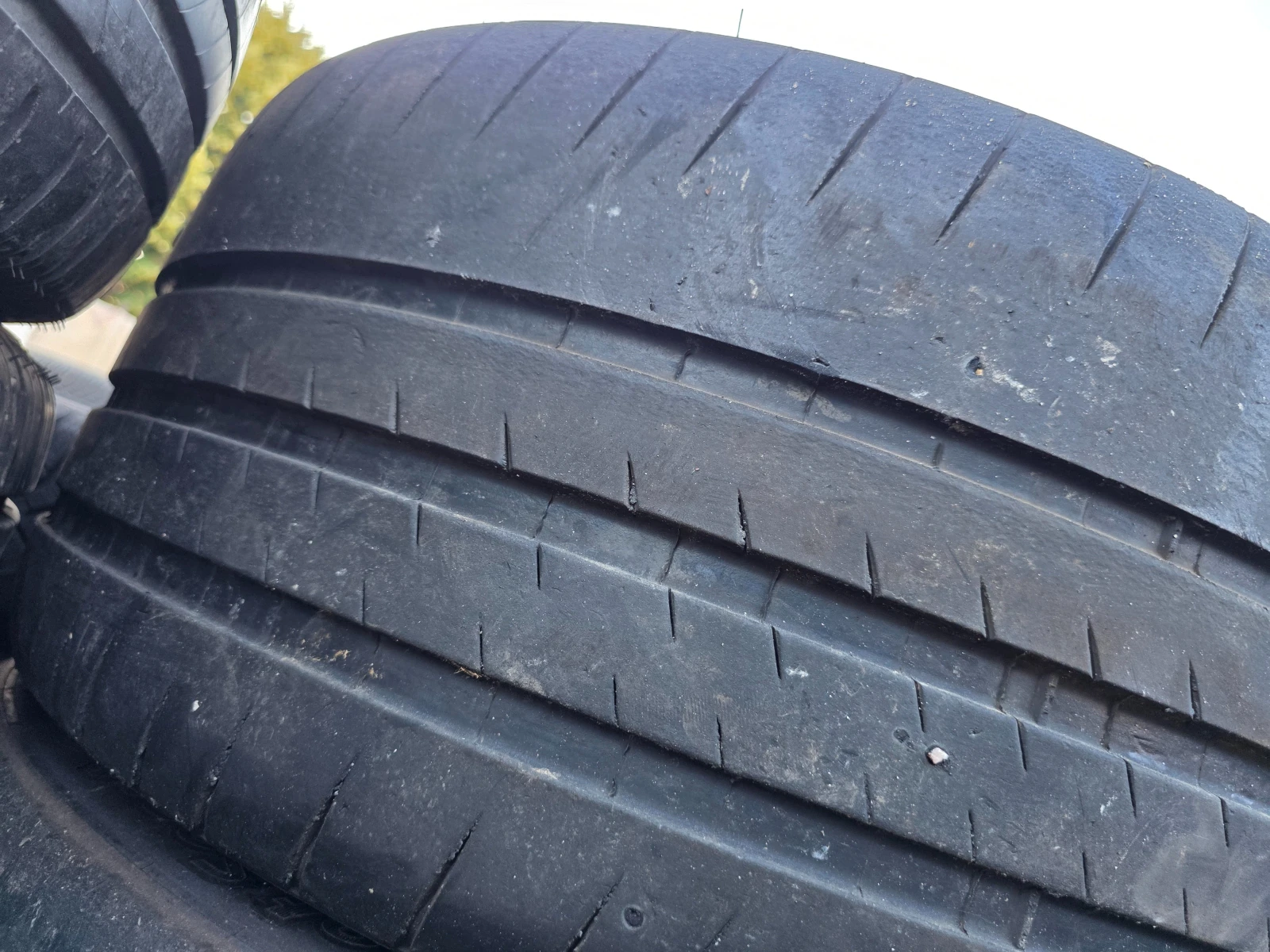 Гуми Летни 265/35R20