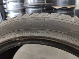 Гуми Зимни 235/45R18, снимка 5 - Гуми и джанти - 46987971