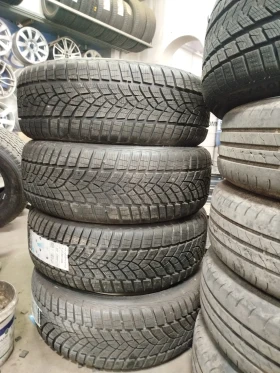 Гуми Зимни 215/45R20, снимка 2 - Гуми и джанти - 52732980