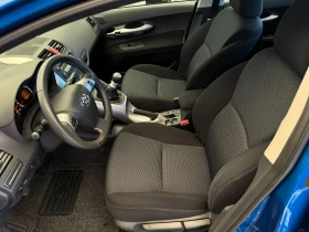 Toyota Auris 1.6i* С ПЪЛНА СЕРВИЗНА ИСТОРИЯ, снимка 8