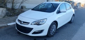 Opel Astra 1.4 2013 Уникат, снимка 13