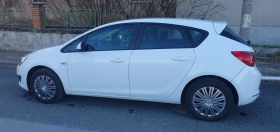 Opel Astra 1.4 2013 Уникат, снимка 9