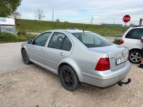 VW Bora 1.6 101кс - 2700 лв. - 23868000 6