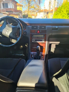 Mercedes-Benz E 220 2.2 elegant, снимка 8