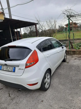 Ford Fiesta Не пали - 1880 € / 3676.96 лв. - 98518348 2