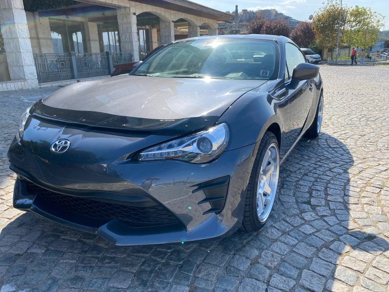 Toyota GT86 Лизинг-Като нова, снимка 2 - Автомобили и джипове - 47529136