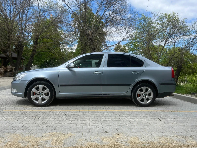 Skoda Octavia 1.6 MPI, снимка 3 - Автомобили и джипове - 45632516