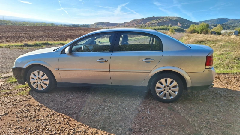 Opel Vectra 2.2 , снимка 3 - Автомобили и джипове - 47425475