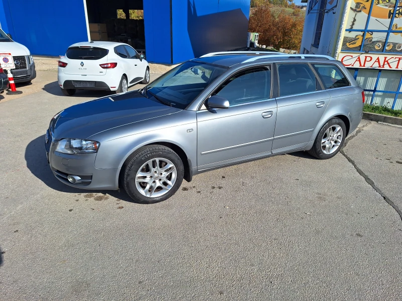 Audi A4 2.0i, снимка 10 - Автомобили и джипове - 47803277