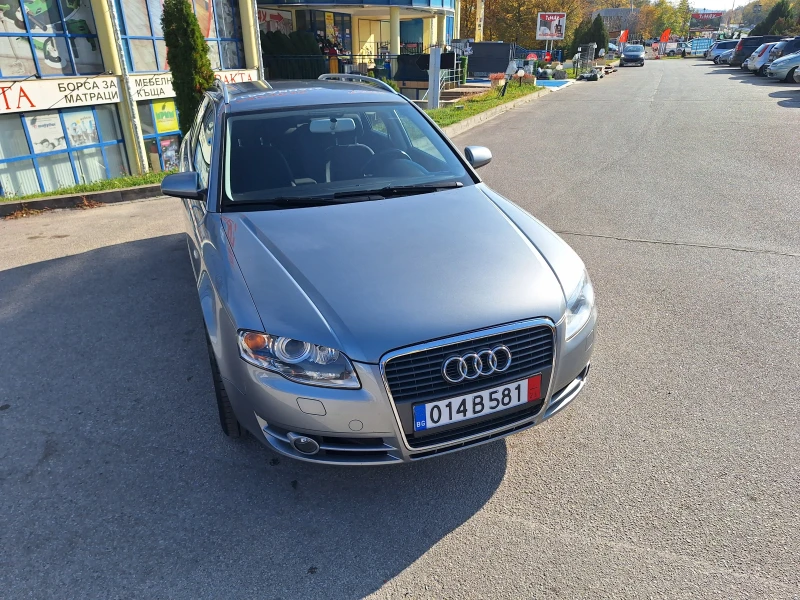 Audi A4 2.0i, снимка 2 - Автомобили и джипове - 47803277