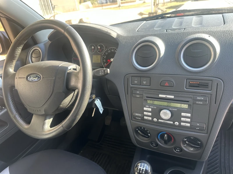 Ford Focus 1.4 HDI 75kc, снимка 10 - Автомобили и джипове - 48514615