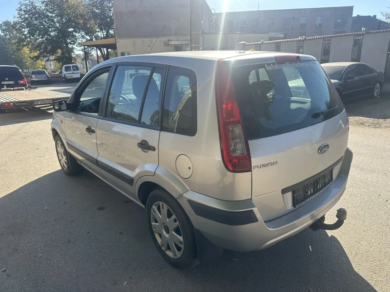 Ford Focus 1.4 HDI 75kc, снимка 5 - Автомобили и джипове - 48514615