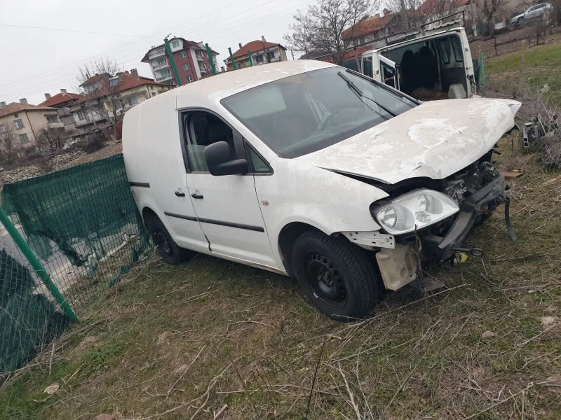 VW Caddy, снимка 3 - Автомобили и джипове - 49261317