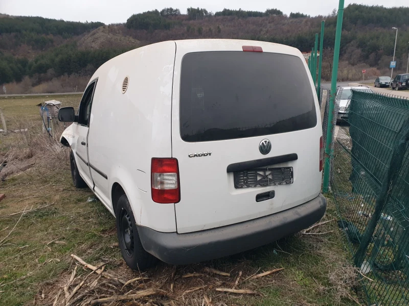 VW Caddy, снимка 2 - Автомобили и джипове - 49261317