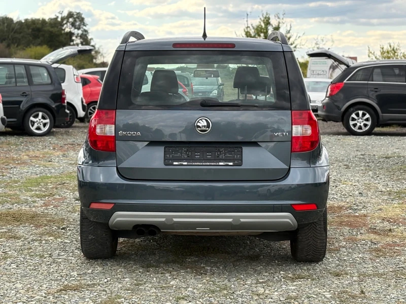 Skoda Yeti 2.0 TDI, снимка 4 - Автомобили и джипове - 49683616