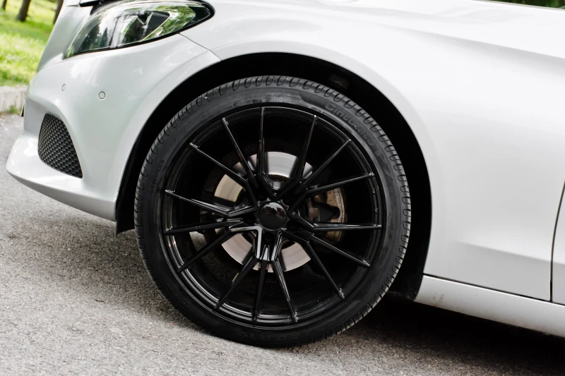 Mercedes-Benz C 220 DISTRONIK PLUS , снимка 6 - Автомобили и джипове - 52479399