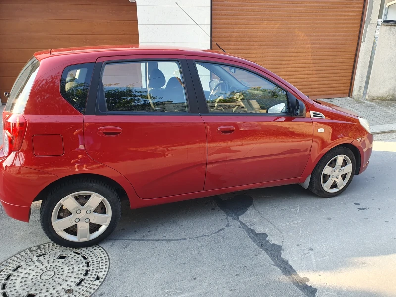 Chevrolet Aveo 1.2, снимка 13 - Автомобили и джипове - 51247295