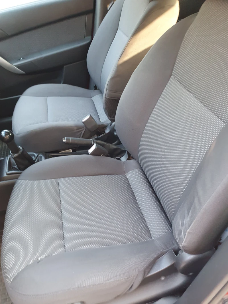 Chevrolet Aveo 1.2, снимка 10 - Автомобили и джипове - 51247295