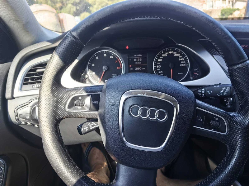 Audi A4 1.8 TFSI, снимка 4 - Автомобили и джипове - 51898098