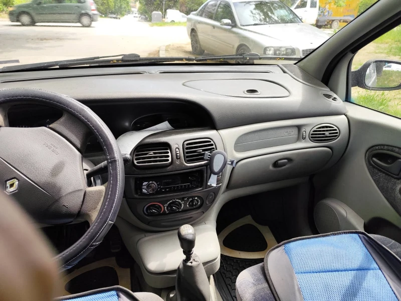 Renault Megane, снимка 5 - Автомобили и джипове - 52319894