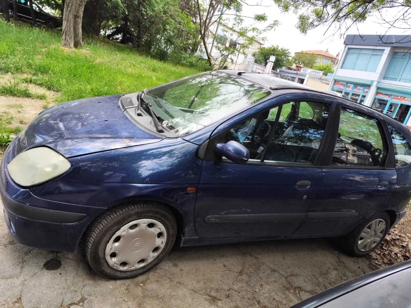 Renault Megane, снимка 6 - Автомобили и джипове - 52319894