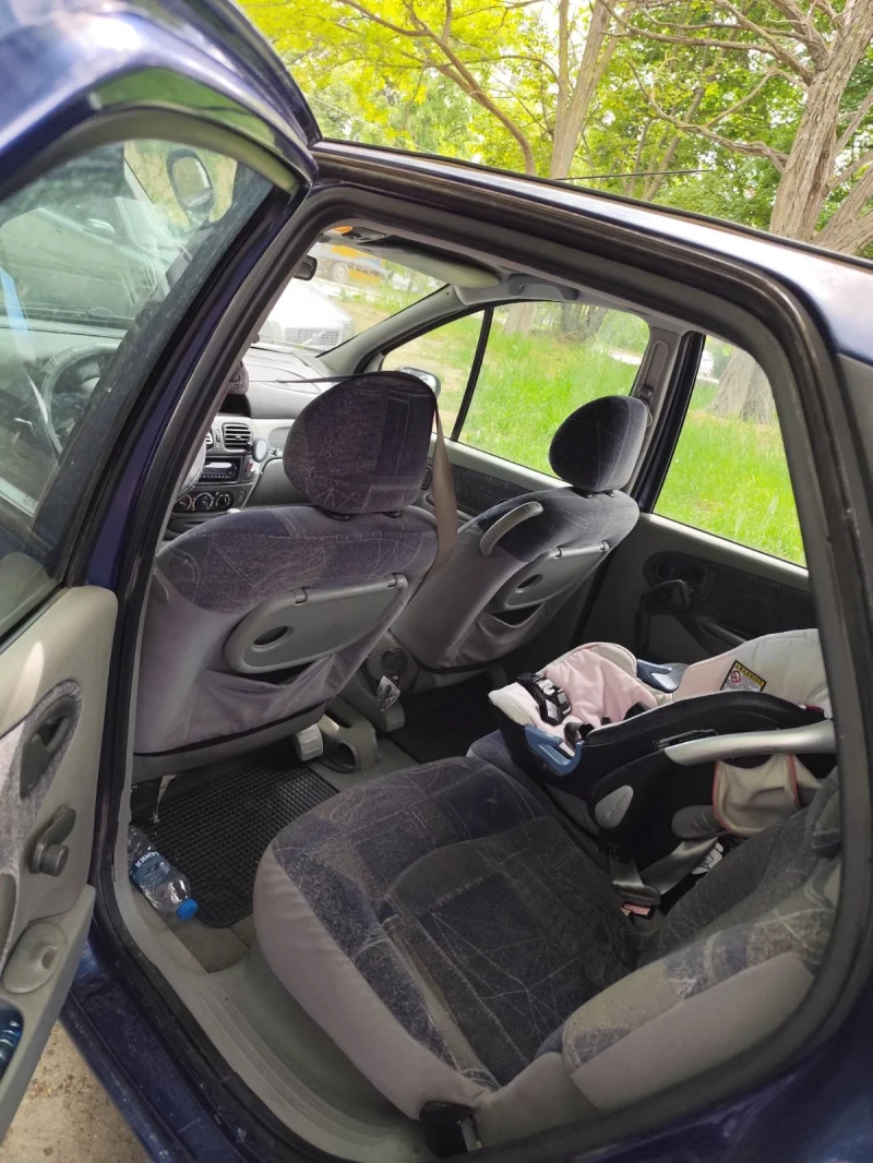 Renault Megane, снимка 7 - Автомобили и джипове - 52319894