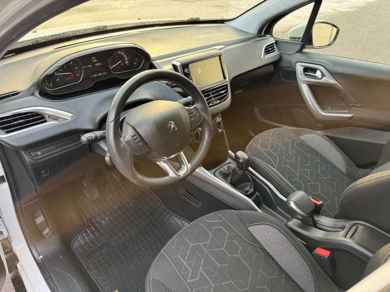 Peugeot 2008 1.6 HDI 99k.c. 77 150км! Реални! * LED * Bluetooth, снимка 9 - Автомобили и джипове - 53145278