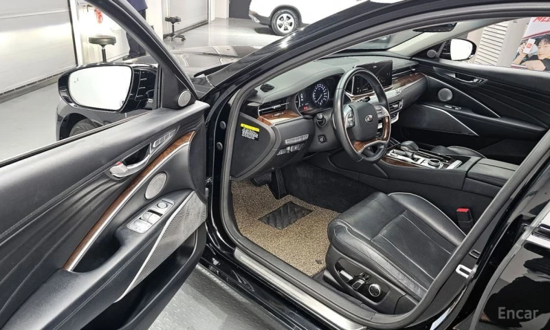 Kia K9, снимка 10 - Автомобили и джипове - 53480273