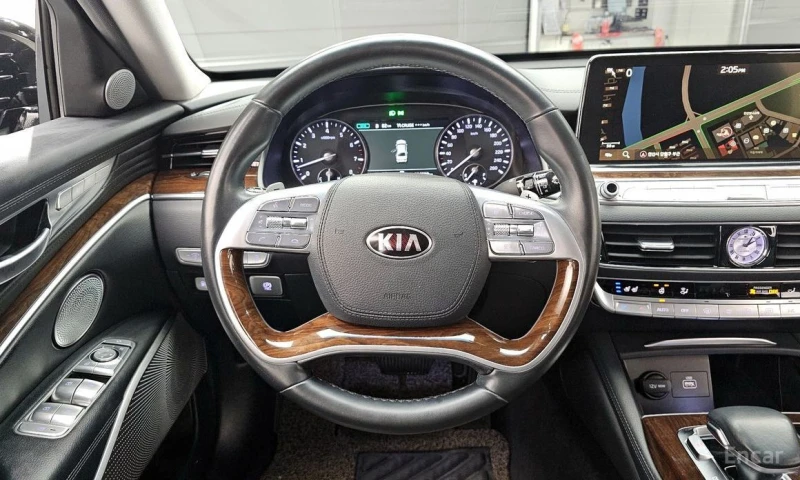 Kia K9, снимка 13 - Автомобили и джипове - 53480273