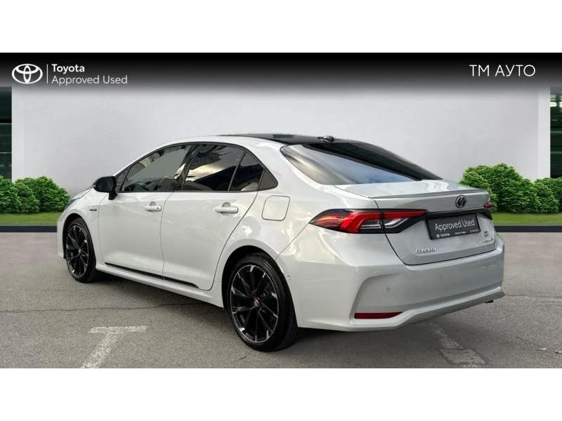 Toyota Corolla SDN 1.8 HSD GR SPORT - изображение 2